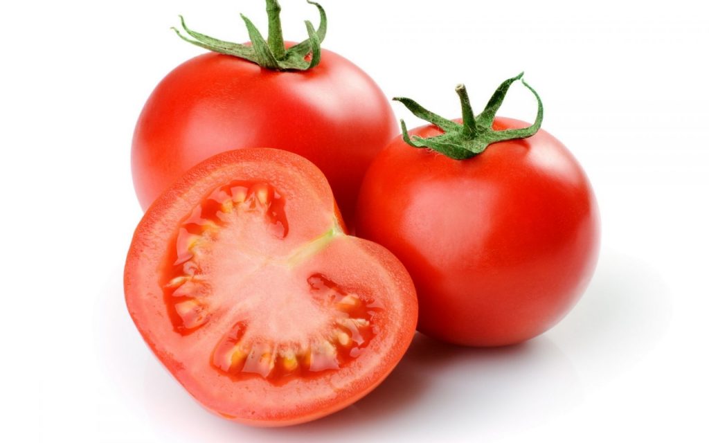 mơ thấy cà chua